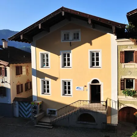 Altes Gericht Apartment *